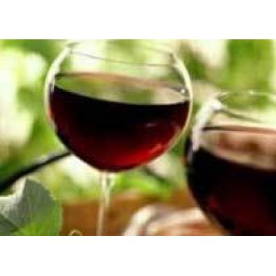 Красное вино предотвращает развитие раковых заболеваний