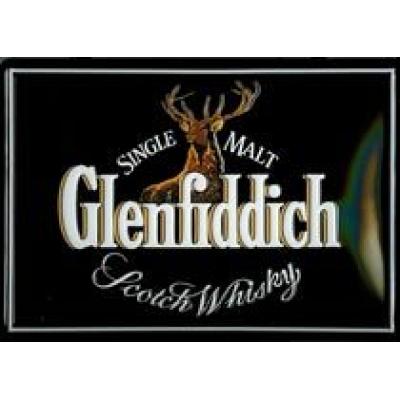 Glenfiddich выпустил упаковку для виски, который будет готов только через 100 лет