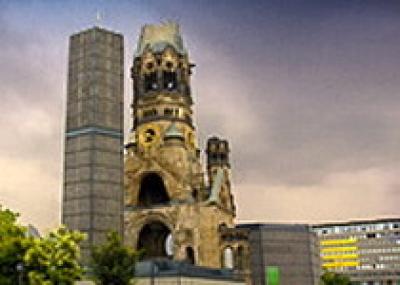 Берлин: "Сломанный зуб" нуждается в ремонте