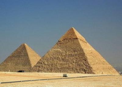 Против расхитителей пирамид египтяне возвели забор