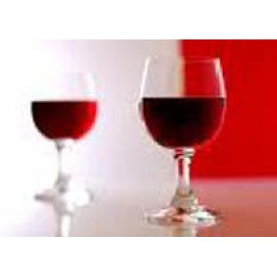 Красное вино полезно при заболеваниях десен