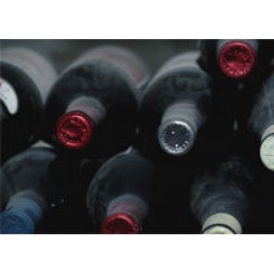 В Крыму под видом элитных вин продавали опасный для здоровья алкоголь
