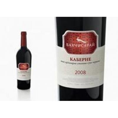 Этикетки вин `Бахчисарай` в списке лучших на Red Apple 2010