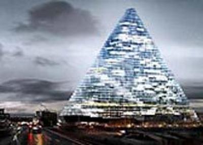 Стеклянная пирамида станет новой достопримечательностью Парижа