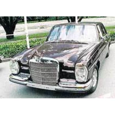 Машину Брежнева продают в Интернете