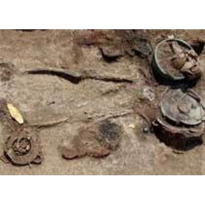 Археологи нашли золото на кладбище древних македонцев