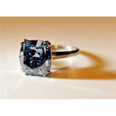 Редкий голубой бриллиант продан за 9,5 миллиона долларов