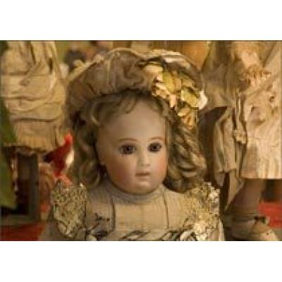 В Белгороде покажут коллекцию антикварных кукол
