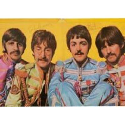 Альбом группы The Beatles ушел с молотка за рекордную цену