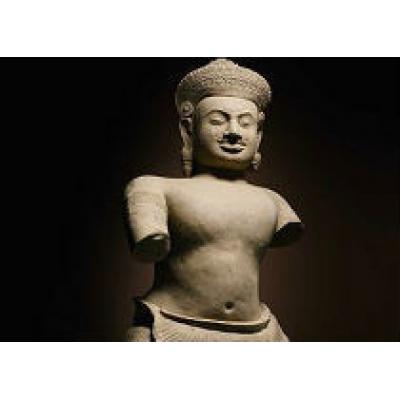 Древняя статуя вернется в Камбоджу