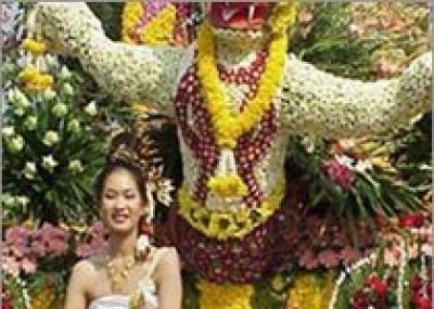 В чем секрет популярности индийской цветочной выставки?