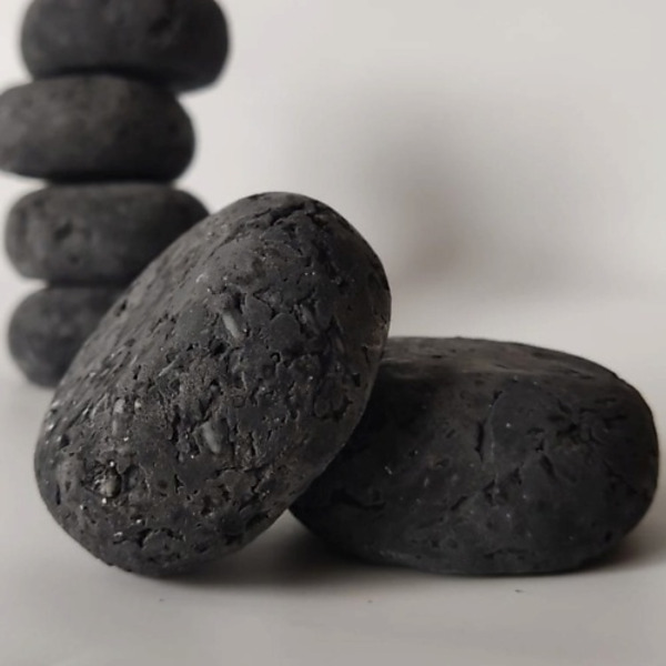 SHUGGE Твердый шунгитовый шампунь для всех типов волос