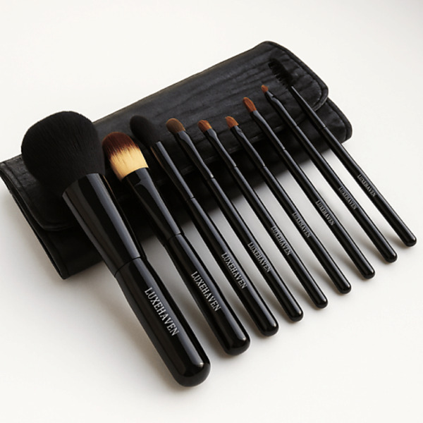 LUXEHAVEN Базовый набор кистей для макияжа лица и глаз с чехлом