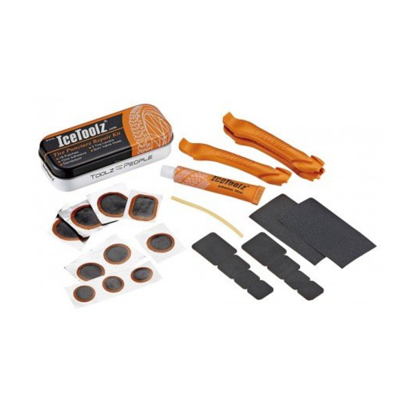 Комплект заплаток ICE TOOLZ, заплатки 18 шт./монтажки 3 шт./ клей 10мл, 65A1