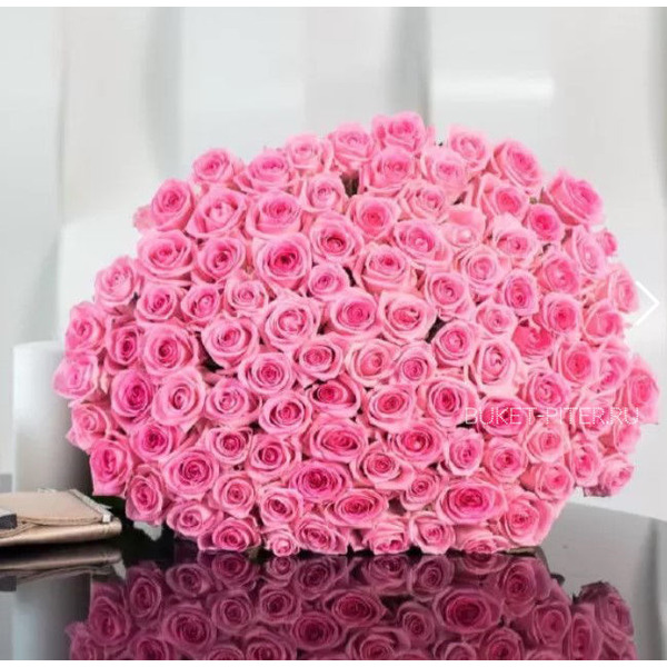 Букет Розовых Роз в Атласной Ленте