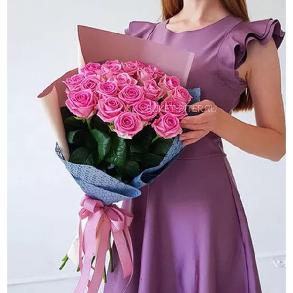Букет Розовых Роз в Матовой пленке LUX