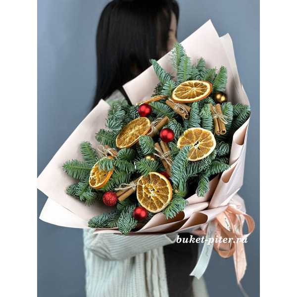 Новогодний букет из Нобилиса с Корицей