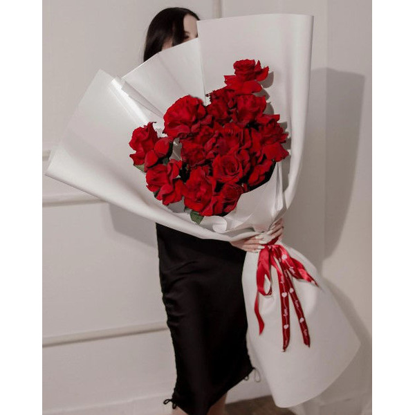 Букет Гигант из Красных Французских Роз