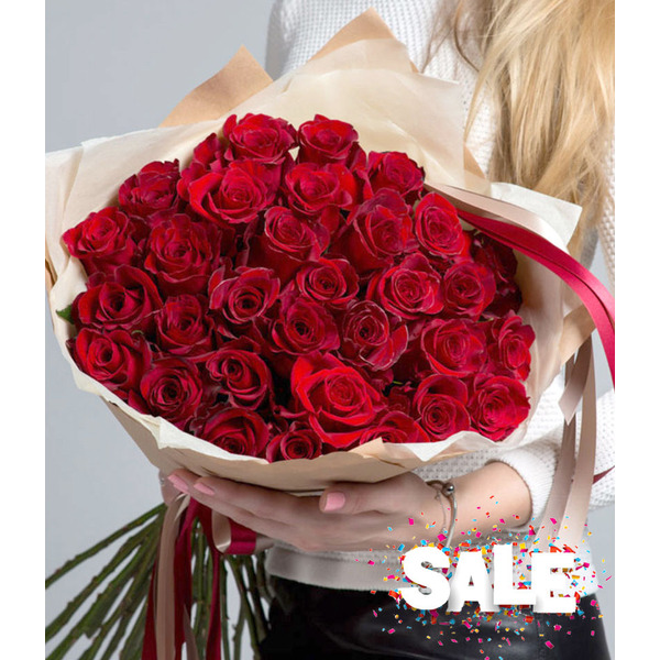 Букет Красных Роз 60см в Крафте