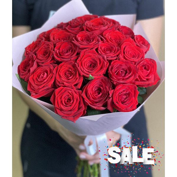 Букет Красных Роз 50см в Упаковке
