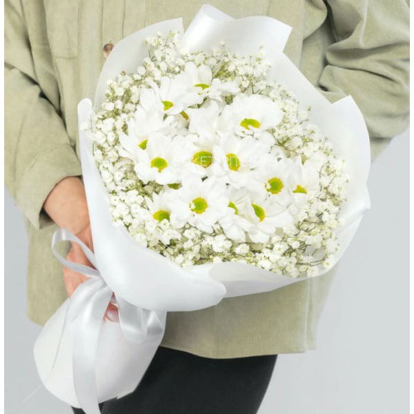 Букет Хризантем Ромашковых с Гипсофилой