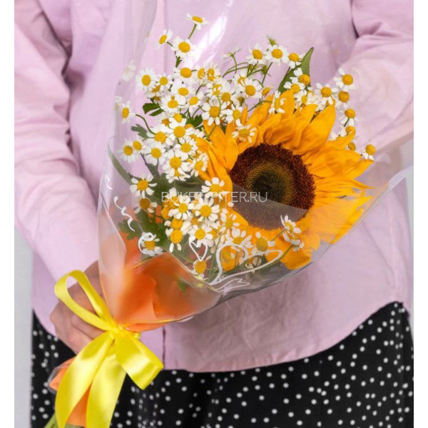 Букет из Подсолнуха с Матрикарией