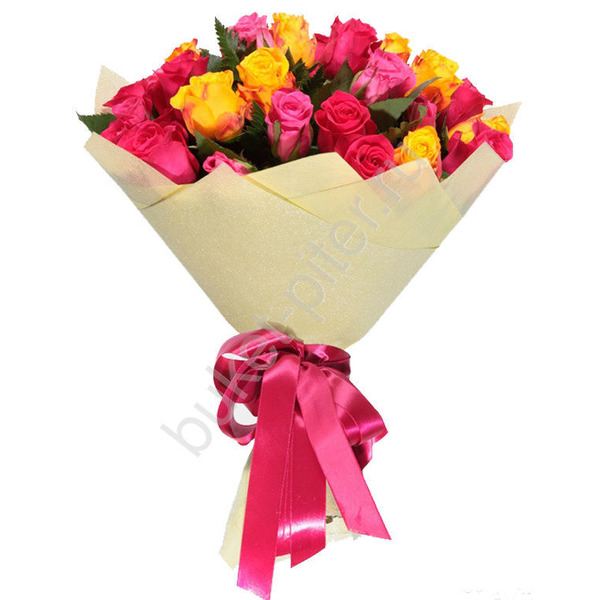 25 Кенийских Роз 35см в Крафтовой Упаковке